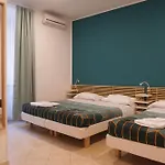 Trasteverina Bed and Breakfast 4*